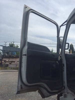 ขายรถ10ล้อดั้มพ์ ISUZU FXZ23NZF24 เครื่อง 270แรงม้า ยูโรทูปี48 สนใจโทร 081-970-1072