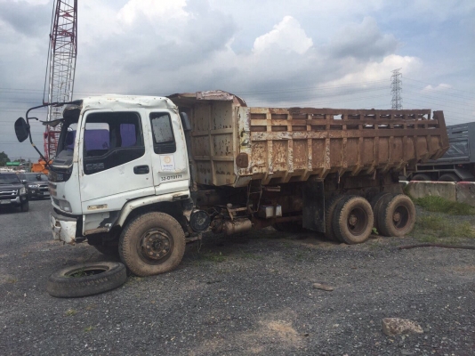 ขายรถ10ล้อดั้มพ์ ISUZU FXZ23NZF24 เครื่อง 270แรงม้า ยูโรทูปี48 สนใจโทร 081-970-1072