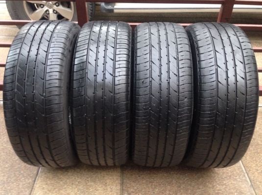 ยาง Toyo 215 55 17 สิ้นปี11 ดอกเยอะ ราคาไม่แพง