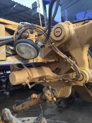 ต้องการขายรถเกรดCAT 140G ต้องการขายรถเกรดCAT 140G