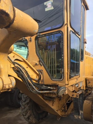 ต้องการขายรถเกรดCAT 140G ต้องการขายรถเกรดCAT 140G