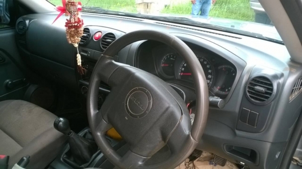 ขาย DMAX 2.5 SX ปี 2006/2549 เครื่องดี คัสซีสวยตลอดเส้น ยางเต็ม แอร์เย็น ราคาต่อรองได้ครับ