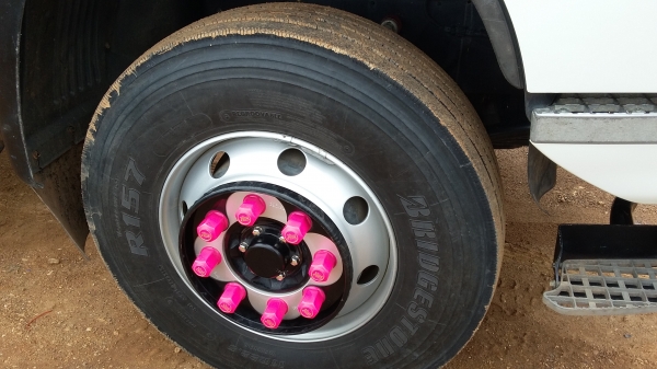 ขาย 320 เมก้า ดั้มสามมิตร มีระบบลากพ่วง ขาย 320 เมก้า ดั้มสามมิตร มีระบบลากพ่วง