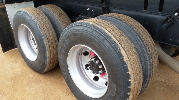 ขาย 320 เมก้า ดั้มสามมิตร มีระบบลากพ่วง ขาย 320 เมก้า ดั้มสามมิตร มีระบบลากพ่วง