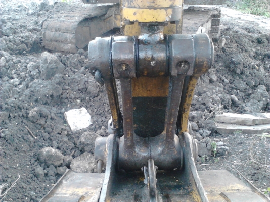 ขายแบคโฮ komatsu pc60รุ่น5 รถบ้านพร้อมใช้งาน ขายแบคโฮ komatsu pc60รุ่น5 รถบ้านพร้อมใช้งาน