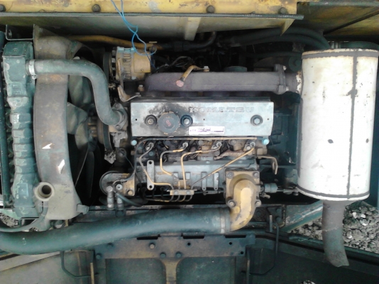 ขายแบคโฮ komatsu pc60รุ่น5 รถบ้านพร้อมใช้งาน ขายแบคโฮ komatsu pc60รุ่น5 รถบ้านพร้อมใช้งาน