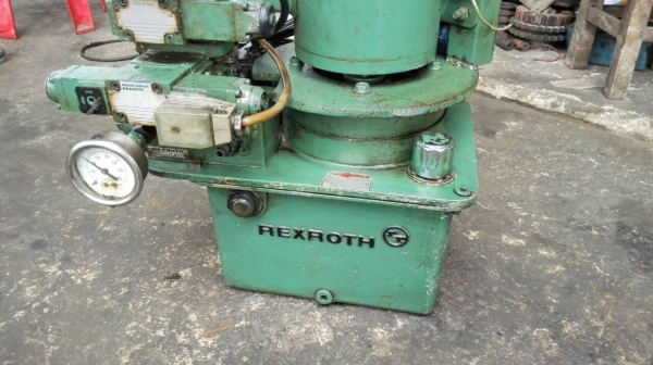 Sale>>ปั้มน้ำมันไฮดรอลิค REXROTH ขนาดมอเตอร์ Mitsubishi 0.5 HP. 220 V.ไฟบ้าน โทร 089-2499-123 นครปฐม!!