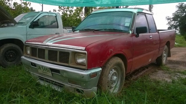 ขาย ISUZU KB2200 เครื่องดี ทะเบียนไม่ขาดต่อ ราคาต่อรองได้ ขาย ISUZU KB2200 เครื่องดี ทะเบียนไม่ขาดต่อ ราคาต่อรองได้