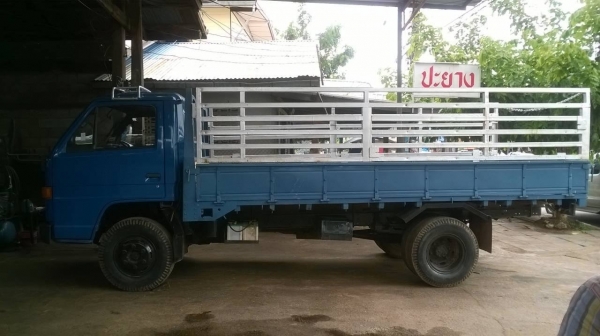 ขาย 6 ล้อ NPR 115 ห้างแท้ปี 32 คัสซีสวยตลอดเส้น เครื่อง 4BD1 115 แรงม้า เกียร์ยาว ทะเบียนพร้อมโอน