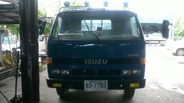 ขาย 6 ล้อ NPR 115 ห้างแท้ปี 32 คัสซีสวยตลอดเส้น เครื่อง 4BD1 115 แรงม้า เกียร์ยาว ทะเบียนพร้อมโอน