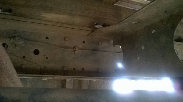 ขาย 6 ล้อ NPR 115 ห้างแท้ปี 32 คัสซีสวยตลอดเส้น เครื่อง 4BD1 115 แรงม้า เกียร์ยาว ทะเบียนพร้อมโอน