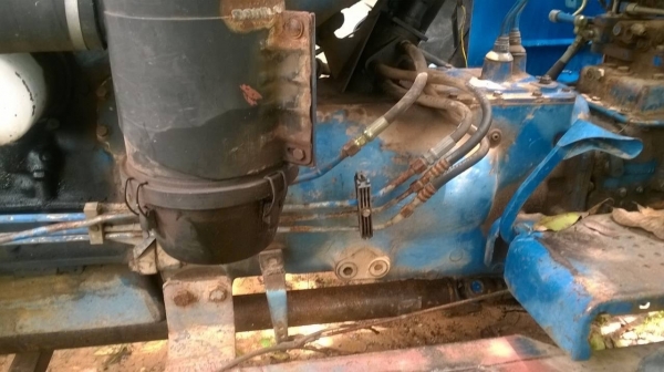 ขายรถไถ FORD 8210 4WD เครื่อง 6 สูบไม่หลวมไม่ไอ ปั้มดี อุปกรณ์มีผานดันหน้า และผาน 3 เอกสารใบอินวอยซ์ ขายรถไถ FORD 8210 4WD เครื่อง 6 สูบไม่หลวมไม่ไอ ปั้มดี อุปกรณ์มีผานดันหน้า และผาน 3 เอกสารใบอินวอยซ์