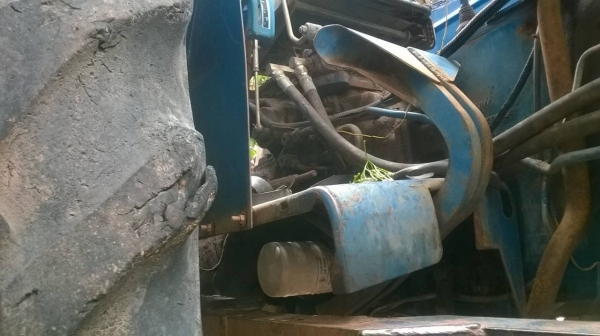 ขายรถไถ FORD 8210 4WD เครื่อง 6 สูบไม่หลวมไม่ไอ ปั้มดี อุปกรณ์มีผานดันหน้า และผาน 3 เอกสารใบอินวอยซ์ ขายรถไถ FORD 8210 4WD เครื่อง 6 สูบไม่หลวมไม่ไอ ปั้มดี อุปกรณ์มีผานดันหน้า และผาน 3 เอกสารใบอินวอยซ์