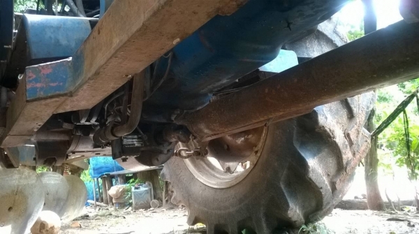 ขายรถไถ FORD 8210 4WD เครื่อง 6 สูบไม่หลวมไม่ไอ ปั้มดี อุปกรณ์มีผานดันหน้า และผาน 3 เอกสารใบอินวอยซ์ ขายรถไถ FORD 8210 4WD เครื่อง 6 สูบไม่หลวมไม่ไอ ปั้มดี อุปกรณ์มีผานดันหน้า และผาน 3 เอกสารใบอินวอยซ์