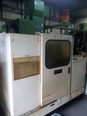 ขาย CNC MACHINING 4 แกน OKK FANUC OMC BT40 , SPEED 8,000 RPM. ระยะวิ่งเต็มที่ x,y,z : 550*400*420 mm. เทสระบบแล้ว เครื่องสภาพดี พร้อมใช้งานครับ