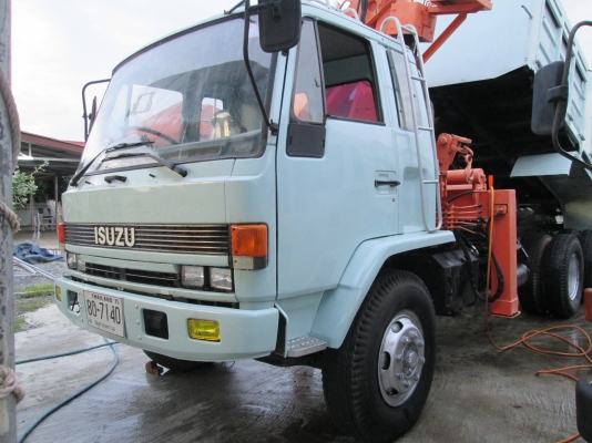 ISUZU.240