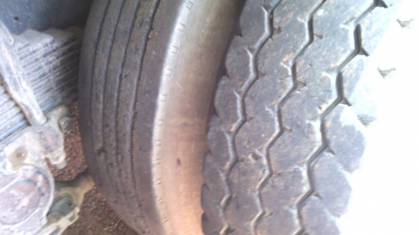 ขายรถสิบล้อเพลาเดียวเครือง240แรงม้าปี53รถสวยเดิมยาว6.7เมตร