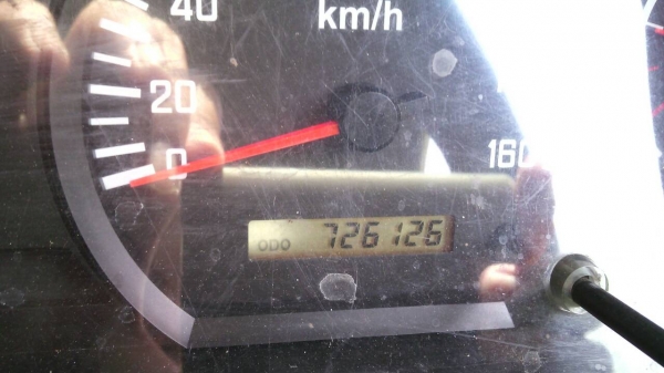 ขายรถสิบล้อเพลาเดียวเครือง240แรงม้าปี53รถสวยเดิมยาว6.7เมตร