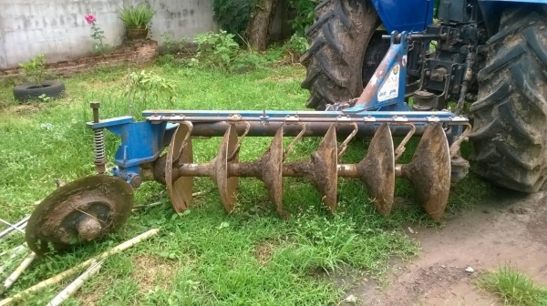 ขายรถไถ NEW HOLLAND TT75 4WD รถปี 52 เอกสารใบอินวอยซ์ อุปกรณ์มีผานดันหน้า ผาน 6 และผาน 3 ขายรถไถ NEW HOLLAND TT75 4WD รถปี 52 เอกสารใบอินวอยซ์ อุปกรณ์มีผานดันหน้า ผาน 6 และผาน 3