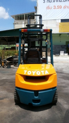 TOYOTA 7FD30 ขนาด3ตัน เสาสูง4เมตร เกียร์ออร์โต้ เครื่องยนต์ดีเซล2Z ยางตันใหม่4เส้น รับประกันเครื่องเกียร์3เดือน ราคาต่อรองได้0816161541
