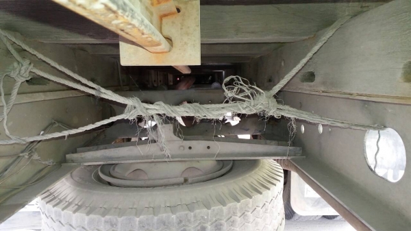 หกล้อ อีซูซุ FRR12 LC175 แรง ช่วงยาว 6.50ม สภาพพร้อมใช้งาน เล่มทะเบียน พร้อมโอน (ราคา 435,000บ) ราคาคุยกันได้ ครับ