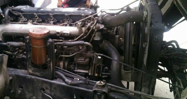 หกล้อ อีซูซุ FRR12 LC175 แรง ช่วงยาว 6.50ม สภาพพร้อมใช้งาน เล่มทะเบียน พร้อมโอน (ราคา 435,000บ) ราคาคุยกันได้ ครับ