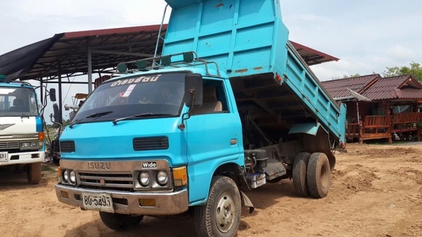 ขายรถ6ล้อดัมพ์ ISUZU KS115ช่วงล่างF กระบะ5คิว แชชซีสวย พ.เพาเวอร์หัวยกได้ เครื่องดีภาษีเต็ม เอกสารเล่มทะเบียนพร้อมโอน ภายในครบ