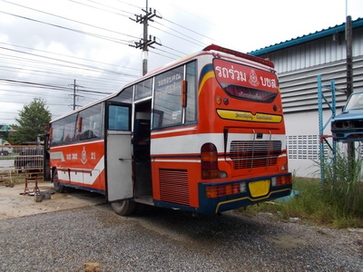 ขายบัสราคาถูก