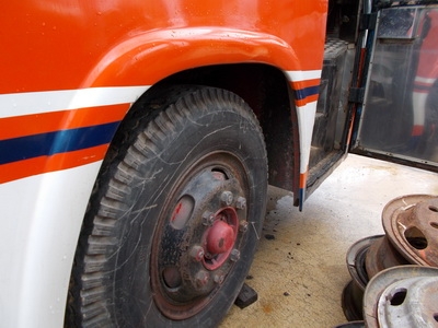 ขายบัสราคาถูก