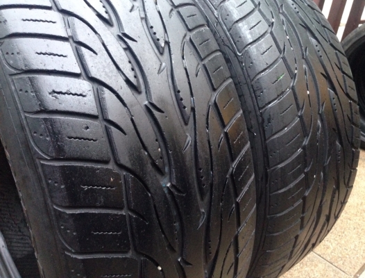 ยาง Toyo type 265 50 20 ปลายปี10 จำนวน 2เส้น สภาพดี