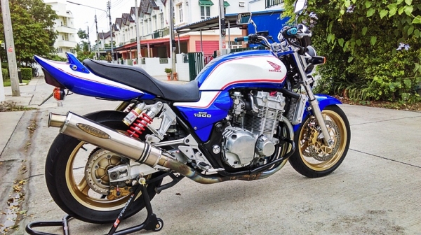 ขาย Honda Cb1300 ปี2002 สภาพสวยพร้อมใช้ครับ