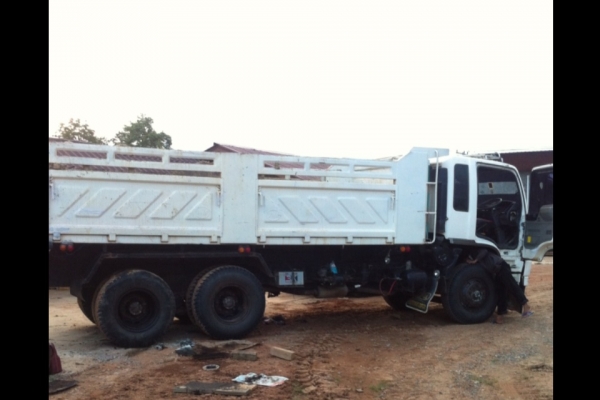 ขายฮีโน่ 3mกะบะสามมิตร เอกสารเล่มพร้อมโอนรถสวย.  ยางใหม่พร้อมใช้. เจ้าของขายเองครับไม่ต้องผ่านนายหน้า