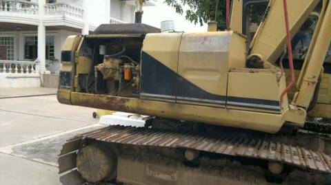 ขายรถแบคโฮ CAT 320 v 1เอกสารเล่มทะเบียนราคา 550,000 090-772-3710 098-539-6074