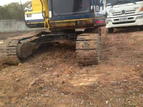 ขายรถแบคโฮ KOBELCO SK60-3เอกสารไฟฟ้าครบ ซื้อเก่านอกมาไม่กี่เดือนครับ ราคา600,000 090-772-3710 098-539-6074