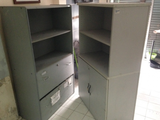 ขายเหมาครับ ตู้2ใบ พาร์ทิชั่น2ชิ้น 2000บาท