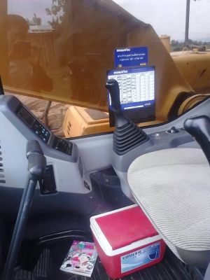 Komatsu PC200-7,แม็กโครมือสอง, รถสวยเต็มทำงาน 6300 ชม.