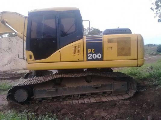 Komatsu PC200-7,แม็กโครมือสอง, รถสวยเต็มทำงาน 6300 ชม.