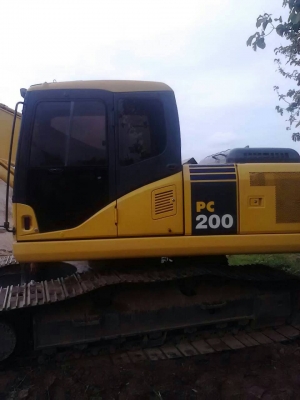 Komatsu PC200-7,แม็กโครมือสอง, รถสวยเต็มทำงาน 6300 ชม.