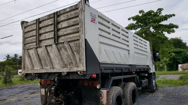 ขายรถบรรทุก 18 ล้อพ่วงแม่ลูกดัมพ์ ISUZU DECA 270 แรงม้าปี 2549 ลูกพ่วงสามมิตร 2 เพลา ราคา 2100000