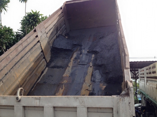 ขายกระบะดั้ม ครบชุดเพิ่งยกลงจาก240 ครบชุด 3 มิตร ในราคา 1 แสนบาท  มีกระบะ กระบอกดั้ม คัชชีเทียม ปั้มดั้ม ครบ