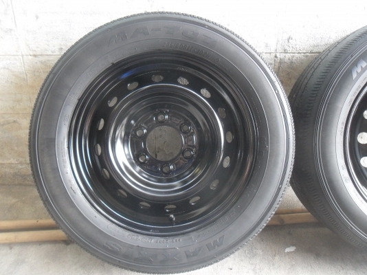 ล้อกะทะ 17นิ้ว 6รู พร้อมยาง สวยๆ 4 ล้อ ราคา 4700 บาท ล้อกะทะ 17นิ้ว 6รู พร้อมยาง สวยๆ 4 ล้อ ราคา 4700 บาท