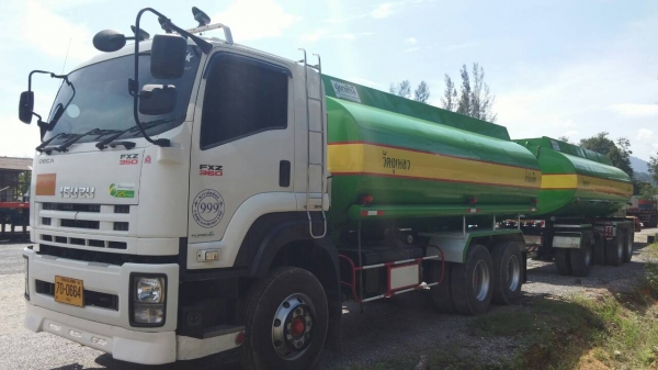 ขายรถบรรทุก 22 ล้อพ่วงแม่ลูกน้ำมันปาล์ม ISUZU DECA 360 แรงม้าปี 2554 ลูกพ่วง 3 เพลา ราคา 2900000