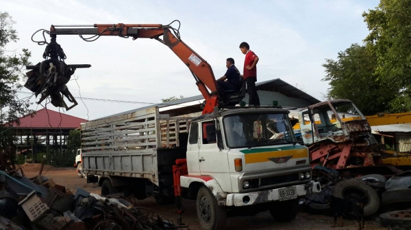 ขายรถ 6 ล้อ HINO ติดเฮี๊ยบ หัวขยุ้ม ขายรถ 6 ล้อ HINO ติดเฮี๊ยบ หัวขยุ้ม