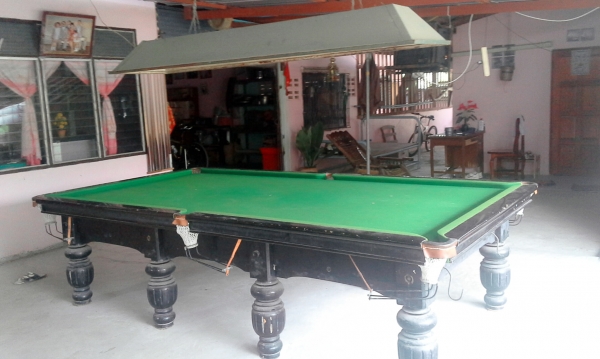 ขายโต๊ะสนุ๊ก10ฟุตสภาพสวย 90เปรอเซ็นสนใจโทร0843444723