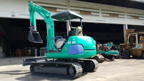 รถขุด KOMATSU รุ่น PC40-7- มือสองญี่ปุ่น มือถือ/LINE ID : 0818753444 รถขุด KOMATSU รุ่น PC40-7- มือสองญี่ปุ่น มือถือ/LINE ID : 0818753444