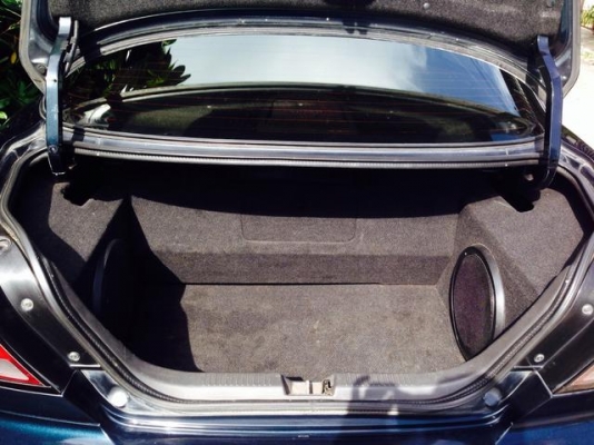 มาสด้า แลนติส  ปี96  เกียร์ออโต้  ติดแก๊ส  กล็อฟ์ 0804465223