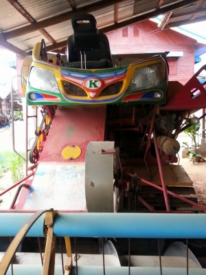 ขายเทรลเลอร์+รถเกี่ยวเกษตรพัฒนา ปี55 เจ้าช้างไวไฟ อุ้ม2.5ตัน เครื่อง6D17เทอร์โบ 225แรง ตัวเดิน10 ปั้ม23 รถเทรลเลอร์2เพลาใหญ่ เครื่องHO7C 185แรง สภาพพร้อมใช้งาน เอกสารพร้อมโอน สนใจโทร 090-8588220คุณนะ 093-3258446คุณบิว ID:narong498 หรือเข้าดูสินค้าอื่นๆได้