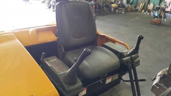 ขาย รถขุด MITSUBISHI รุ่น MM35B มือสองญี่ปุ่น แทร็กเหล็ก สลักแน่น ทั้งคัน ทำสี รุ่นใหม่ CATERPILLAR มือถือ/LINE ID :0818753444 ขาย รถขุด MITSUBISHI รุ่น MM35B มือสองญี่ปุ่น แทร็กเหล็ก สลักแน่น ทั้งคัน ทำสี รุ่นใหม่ CATERPILLAR มือถือ/LINE ID :0818753444