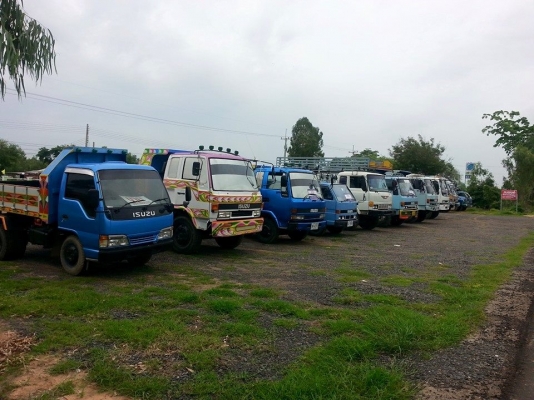 สินค้าใหม่วันนี้ครับ ณรงค์ ซื้อขายรถมือสอง รับงานต่อเติม ต่อเทรลเลอร์ขึ้้นรถเกี่ยว เทรลเลอร์ขึ้นแบคโค หรืองานต่อเติมทุกชนิด รับซื้อ-ขายแลกเปลี่ยนรถมือสองทุกชนิด รับส่งสินค้าทั่วไทย รับทำเอกสารแจ้ง ม.79 ทั่วภาคอีสาน รับจัดไฟแนนซ์นอกสถานที่ สนใจสอบถามรายละเ