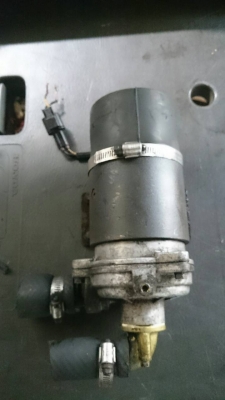 ปั๊มน้ำรถโม่ปูน DC 24 Volt ญีปุ่น สภาพสวย ๆ ครับ